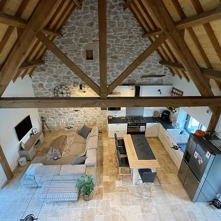 Ancienne Grange Renovee En Xaintrie Villa Hautefage Eksteriør bilde